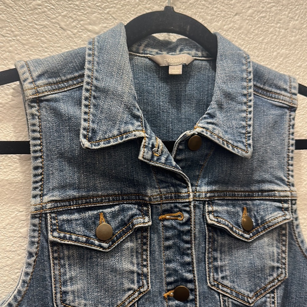 Denim vest - Picture 3 of 4